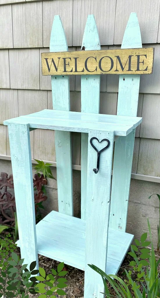 Build a rustic DIY Cottage green picket fence garden table