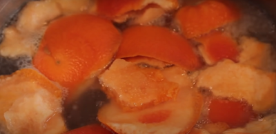 Boiling Pomelo peel in rice water