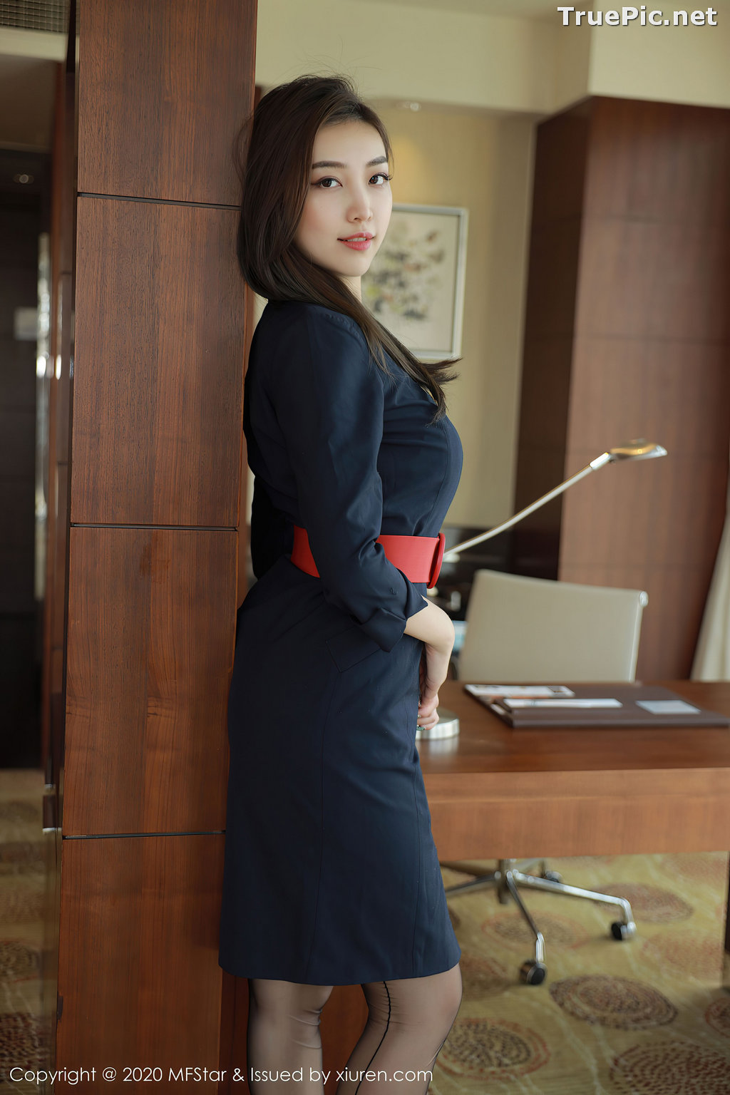 Image MFStar Vol.404 – Chinese Model – Zheng Ying Shan (郑颖姗) – Sexy Office Girl - TruePic.net - Picture-18