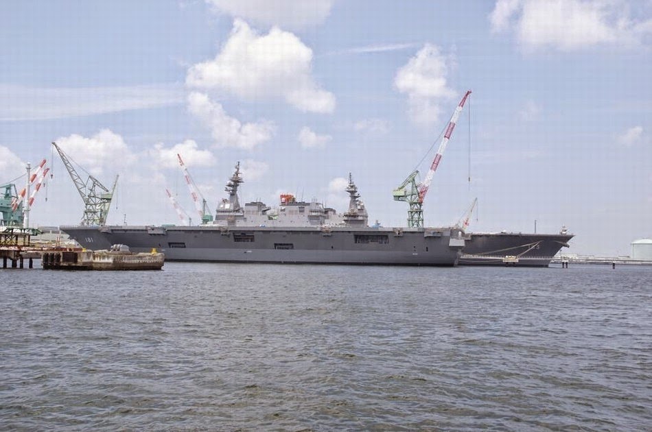 Japanese+helicopter+carrier+-+Izumo+3.jpg