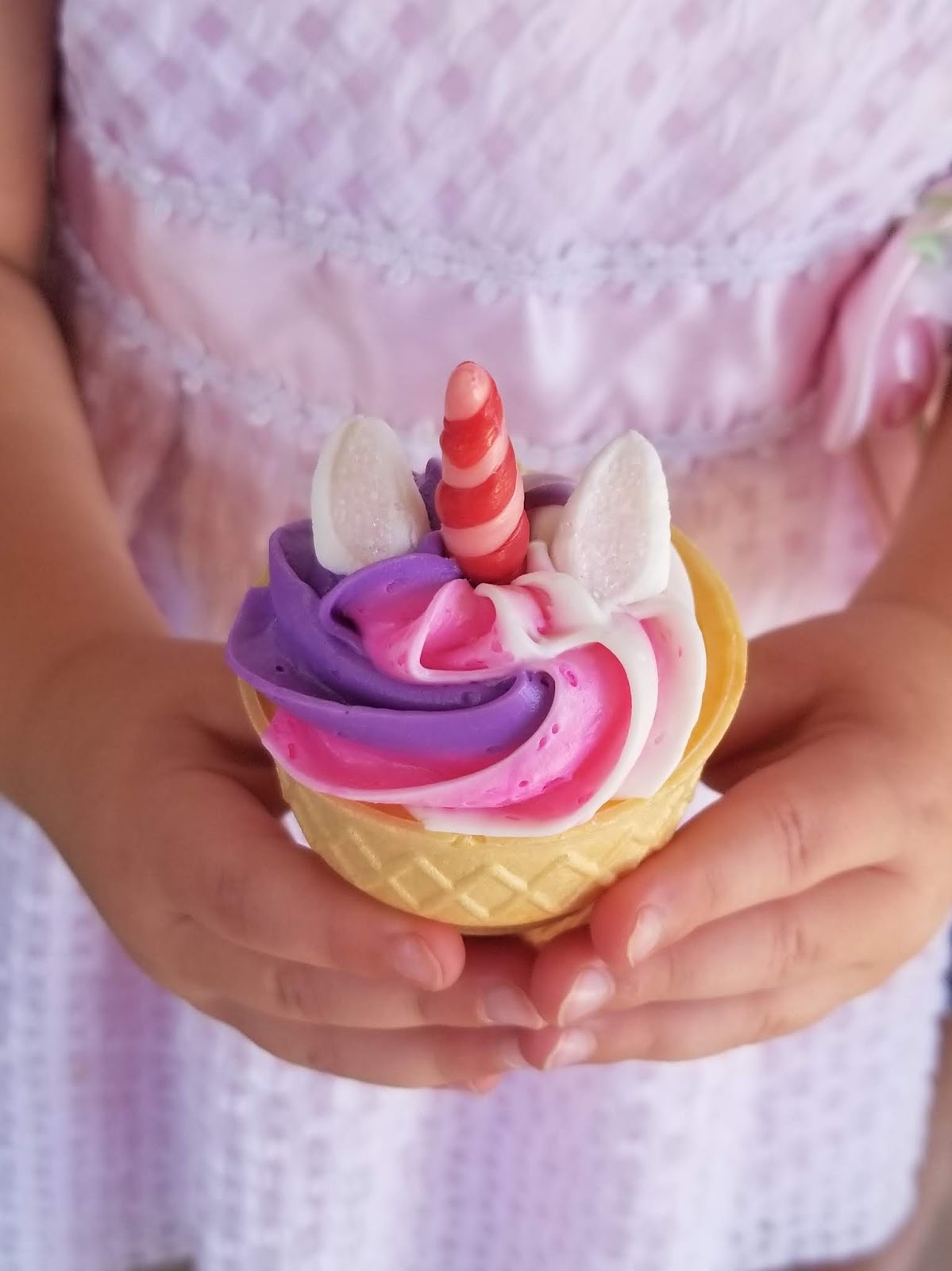 Once Daily DIY Unicorn Ice Cream Cone Cakes