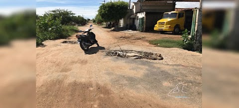 Lixo Hospitalar e pavimentação da rua Ageu de Castro