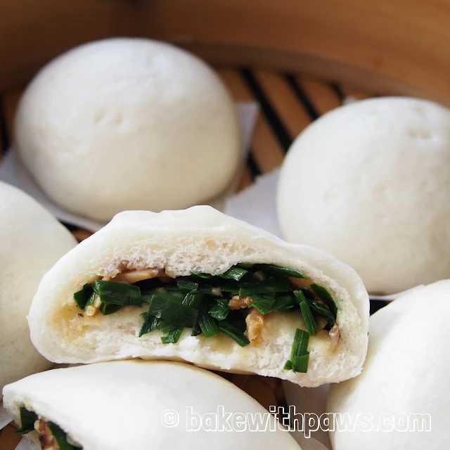 Kucai Pau (Chive Steamed Buns)