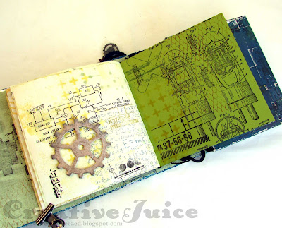 Lisa Hoel for Eileen Hull - 2021 Chapter 1 releases! Robot journal using the new Folio Journal Die. #creativejuicefreshsqueezed #eileenhull #mymakingstory #tim_holtz