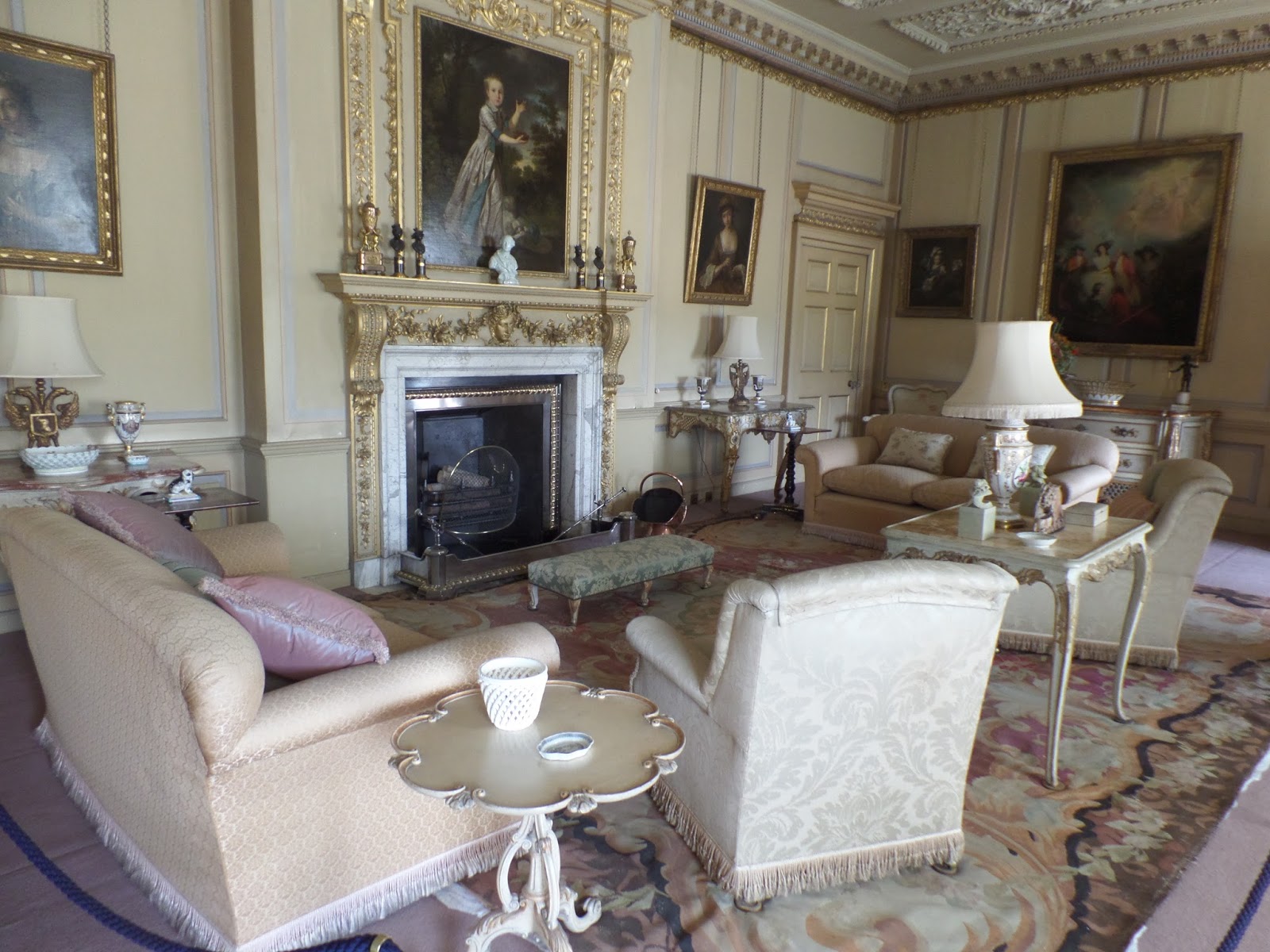 kiwibird: Wimpole Hall