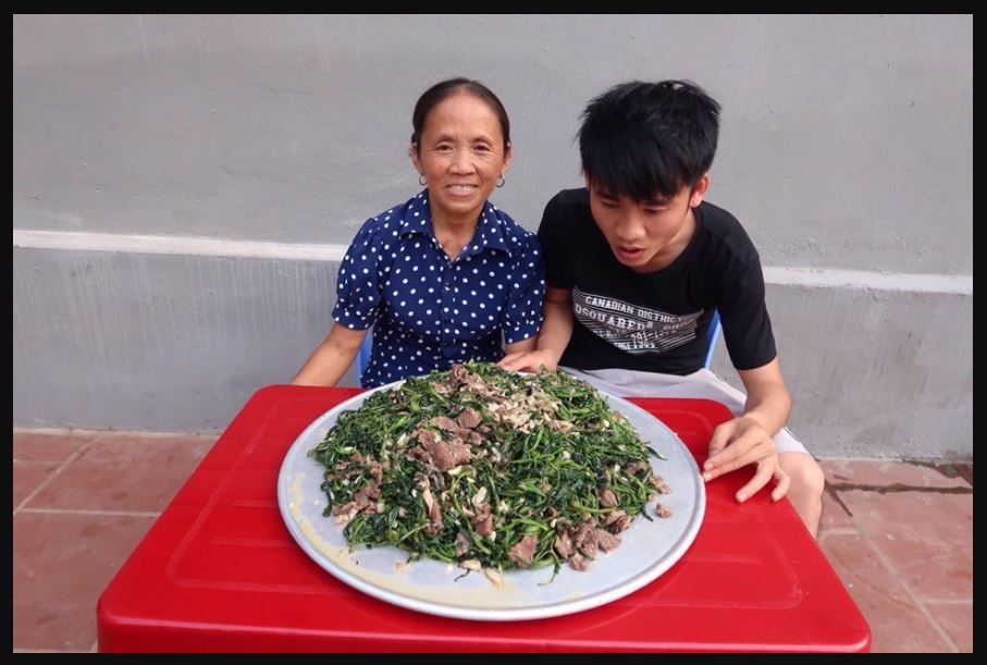 Bà Tân Vlog