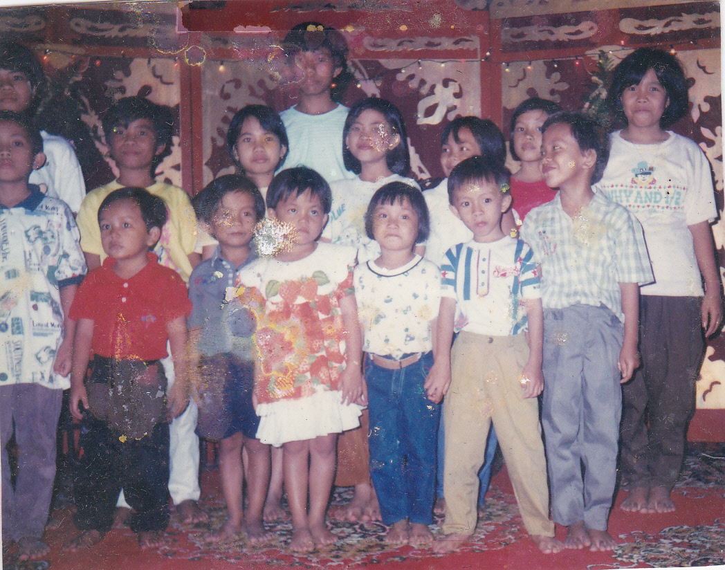 Cahaya di Ufuk Timur: kakek n nenek-aku dan sepupu2 jadoel