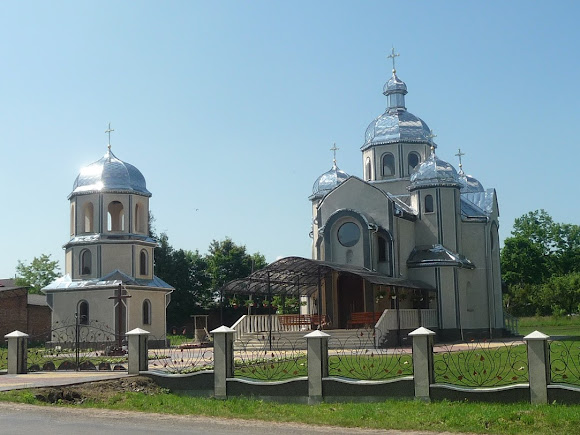 Подгорцы. Церковь