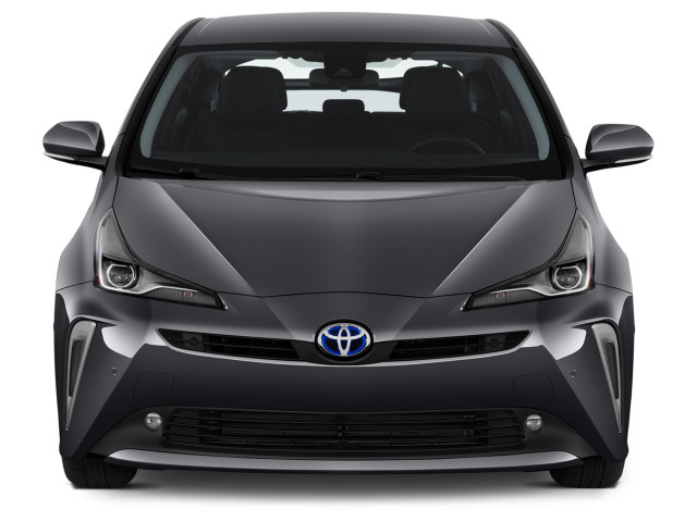 2021 Toyota Prius Review