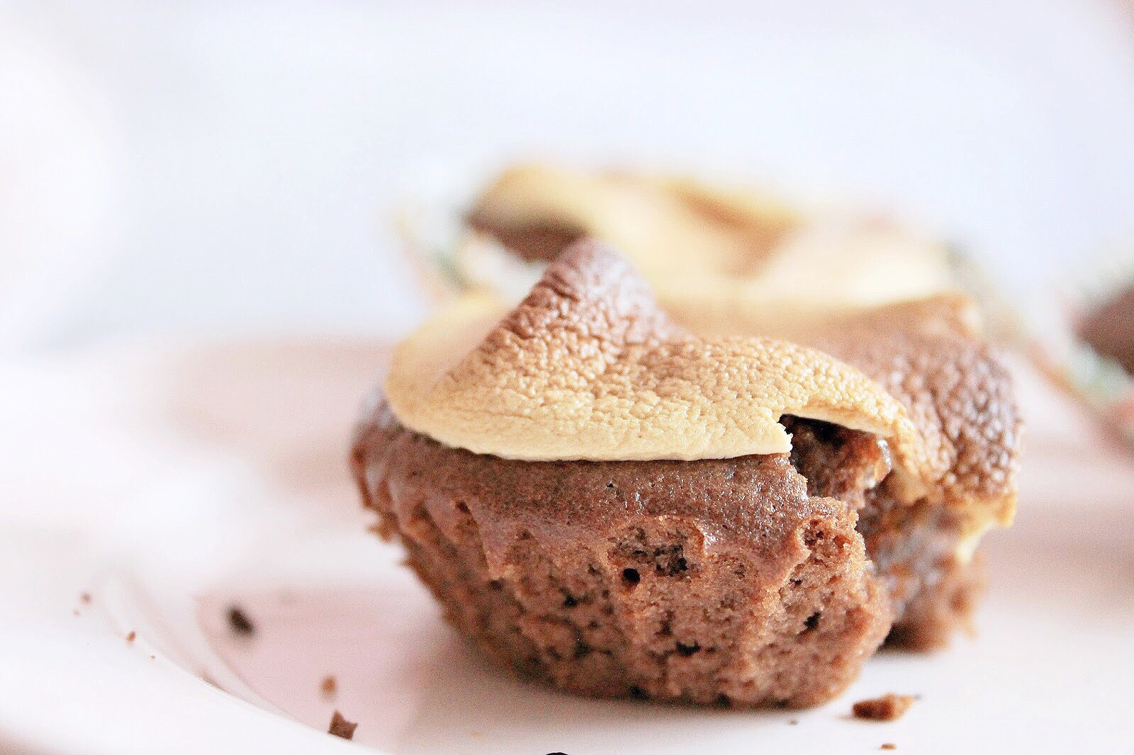 "Ice Cream" whispers Clara Romantic and Lifestyle blog Hot Chocolate