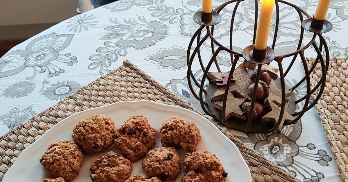 Knusprige fruchtige Haferkekse - schnell gemacht ohne großen Aufwand Knusprige fruchtige Haferkekse - schnell gemacht ohne großen Aufwand