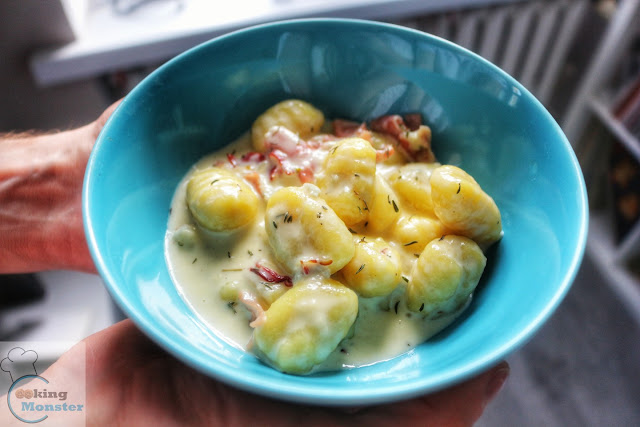 Gnocchi z gruszką, szynką szwarcwaldzką i gorgonzolą