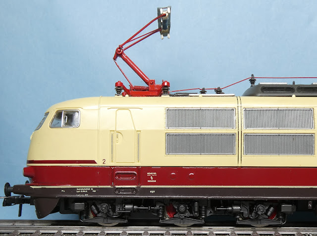 Roco BR E 91 HOゲージ 電気機関車 Roco BR E 91 HOゲージ 電気機関車 ドイツ型のHOゲージ中古品