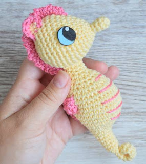 PATRON GRATIS CABALLITO DE MAR AMIGURUMI 41487