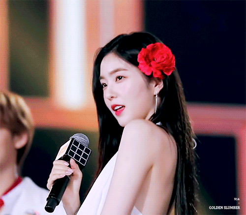 벌써 1년 전이라는 2018년 아이린 레전드 중 하나.jpgif | 인스티즈