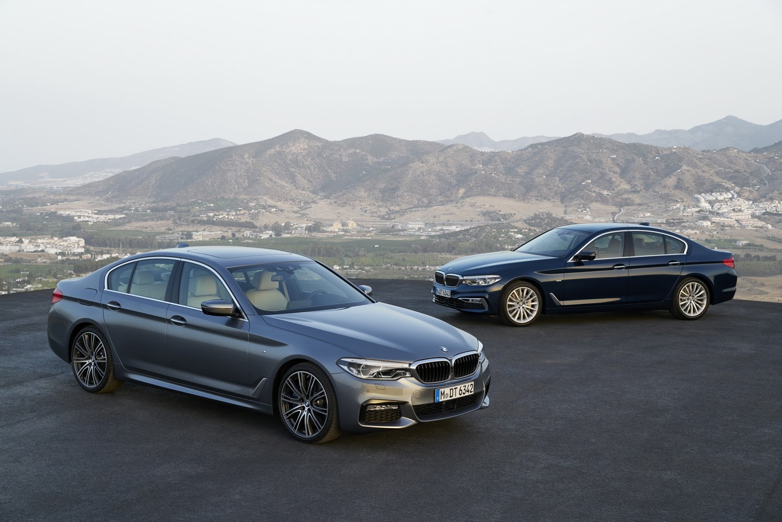 2017-BMW-5-Series-97.jpg