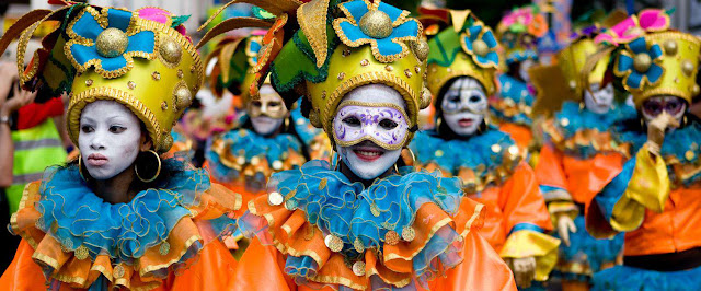 [Image: le-hoi-van-hoa-argentina.jpg]