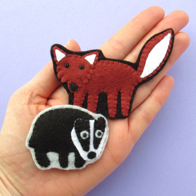 https://www.etsy.com/uk/listing/757621111/new-fox-badger-pdf-patterns-felt-brooch