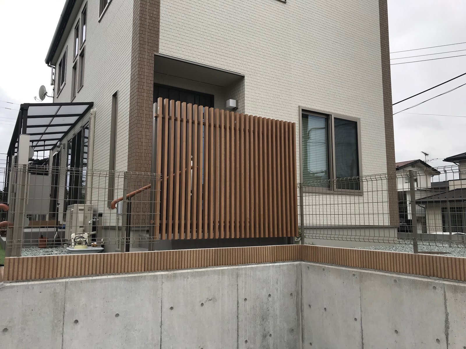 外構・エクステリア工事｜仙台｜日本ロテック・ブログ 仙台市内 目隠しフェンス工事