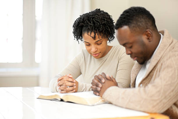 Couples Read: Praying Together Is Extremely Romantic
