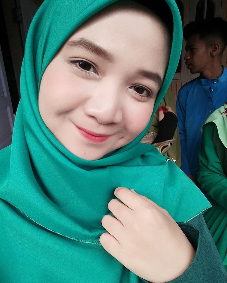 Colmek. Kasir indomaret hot. Birahijab. Erome malay. Meelaelasari19.