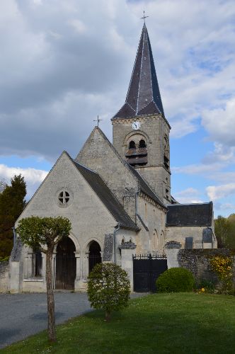 Romaanse kunst en architectuur Eglise SaintPierre te Jouaignes (Aisne 02)