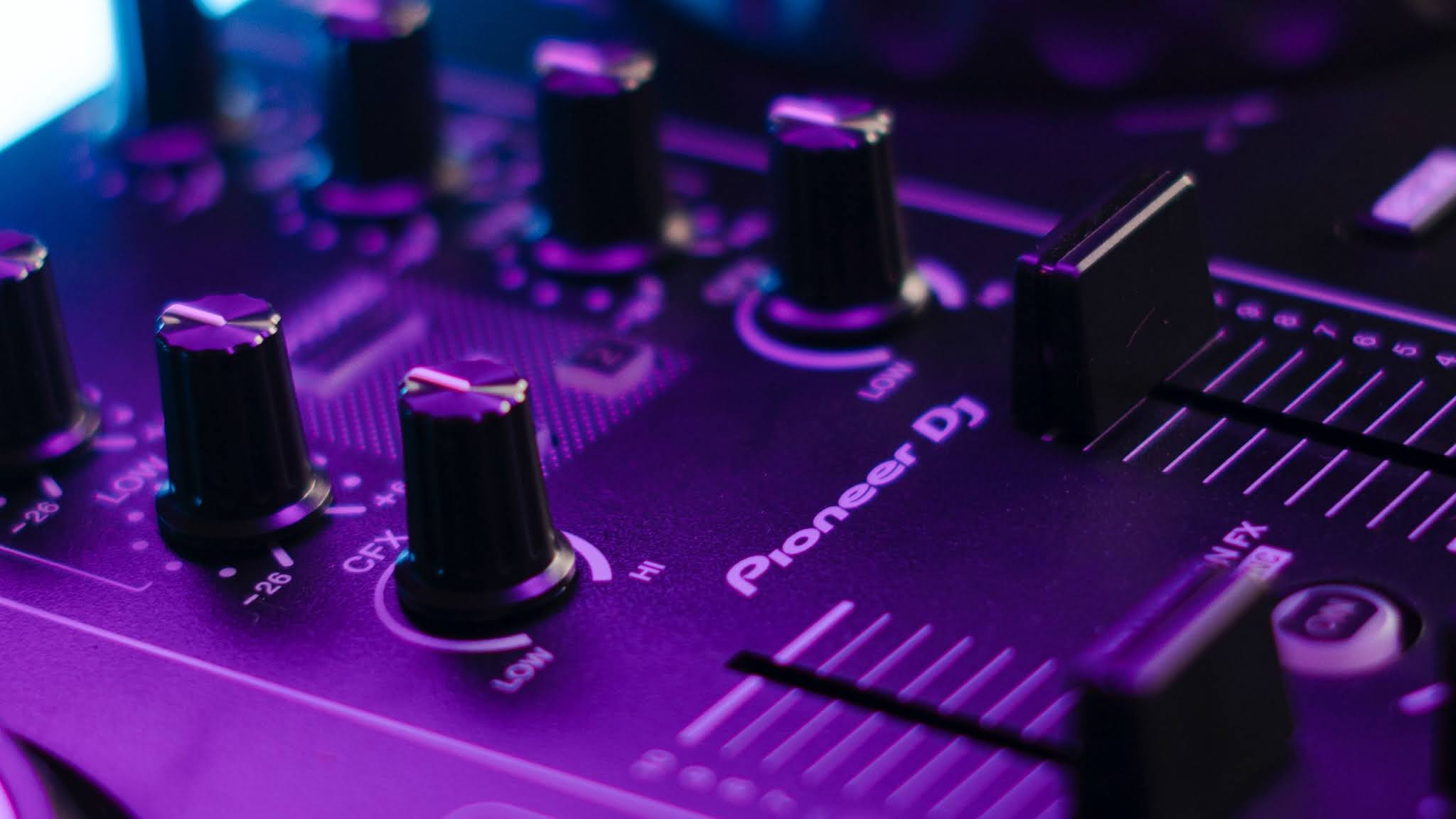 Free Pionner DJ Controller Wallpaper