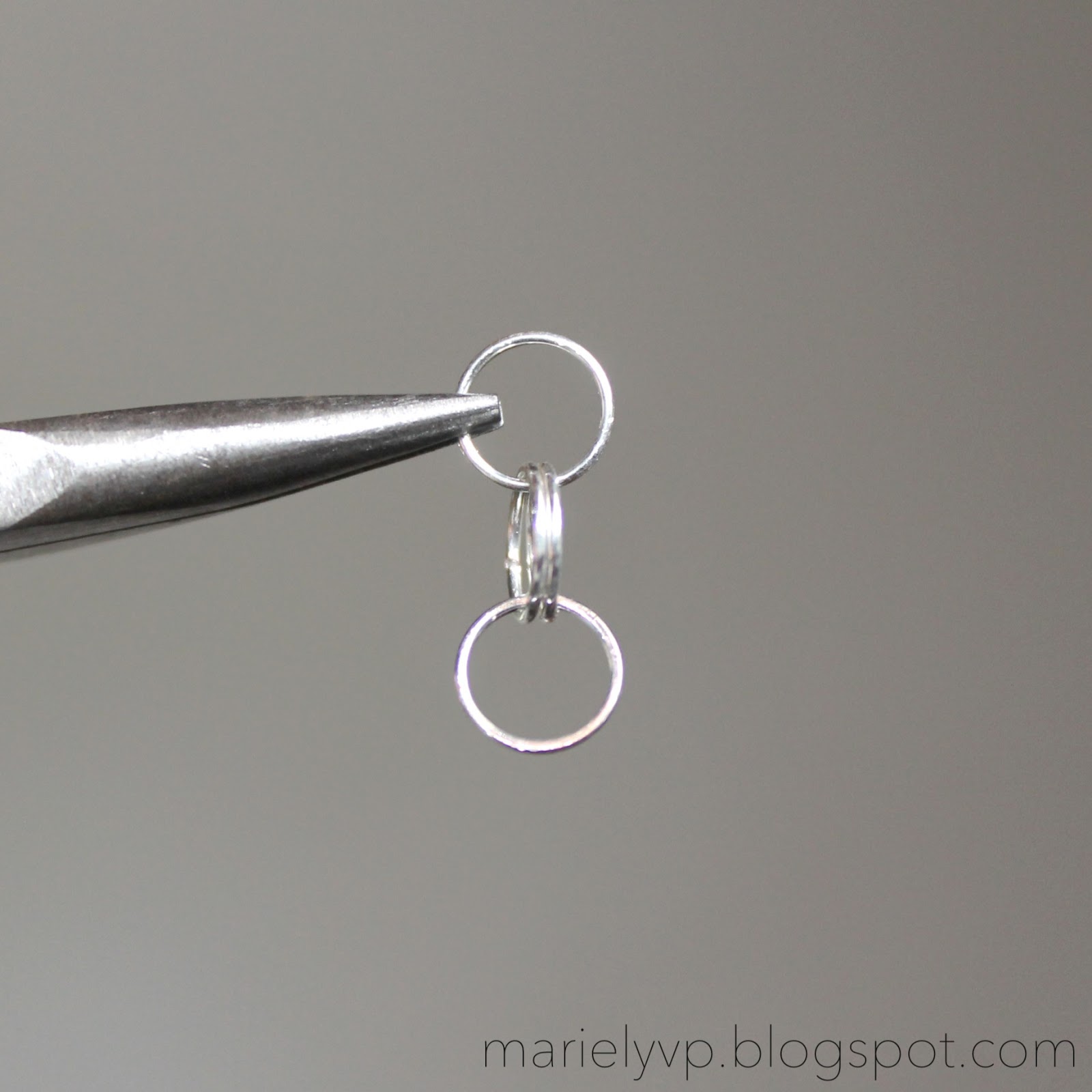 We Read! DIY Jump Ring Bracelet