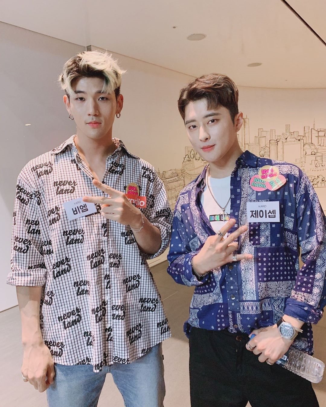 뱀셉즈 둘이서만 저세상 여행텐션ㅋㅋㅋㅋㅋㅋㅋㅋ | 인스티즈