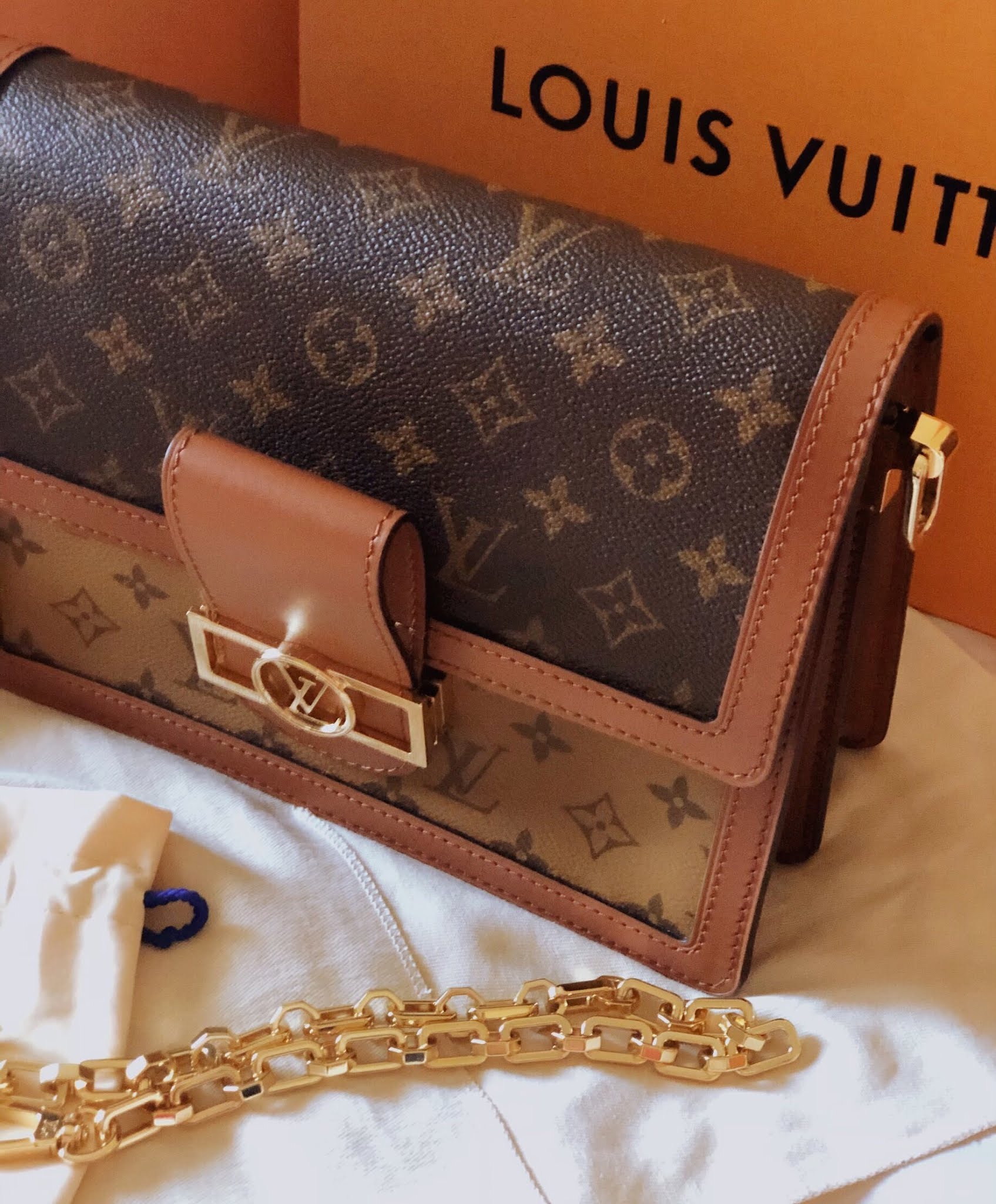 Louis Vuitton Dauphine MM handbag unboxing