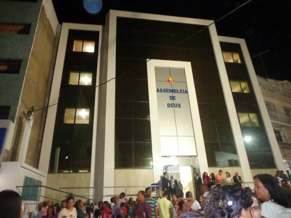 ADIEL SILVA: A HISTORIA DA ASSEMBLEIA DE DEUS EM CANDEIAS BA