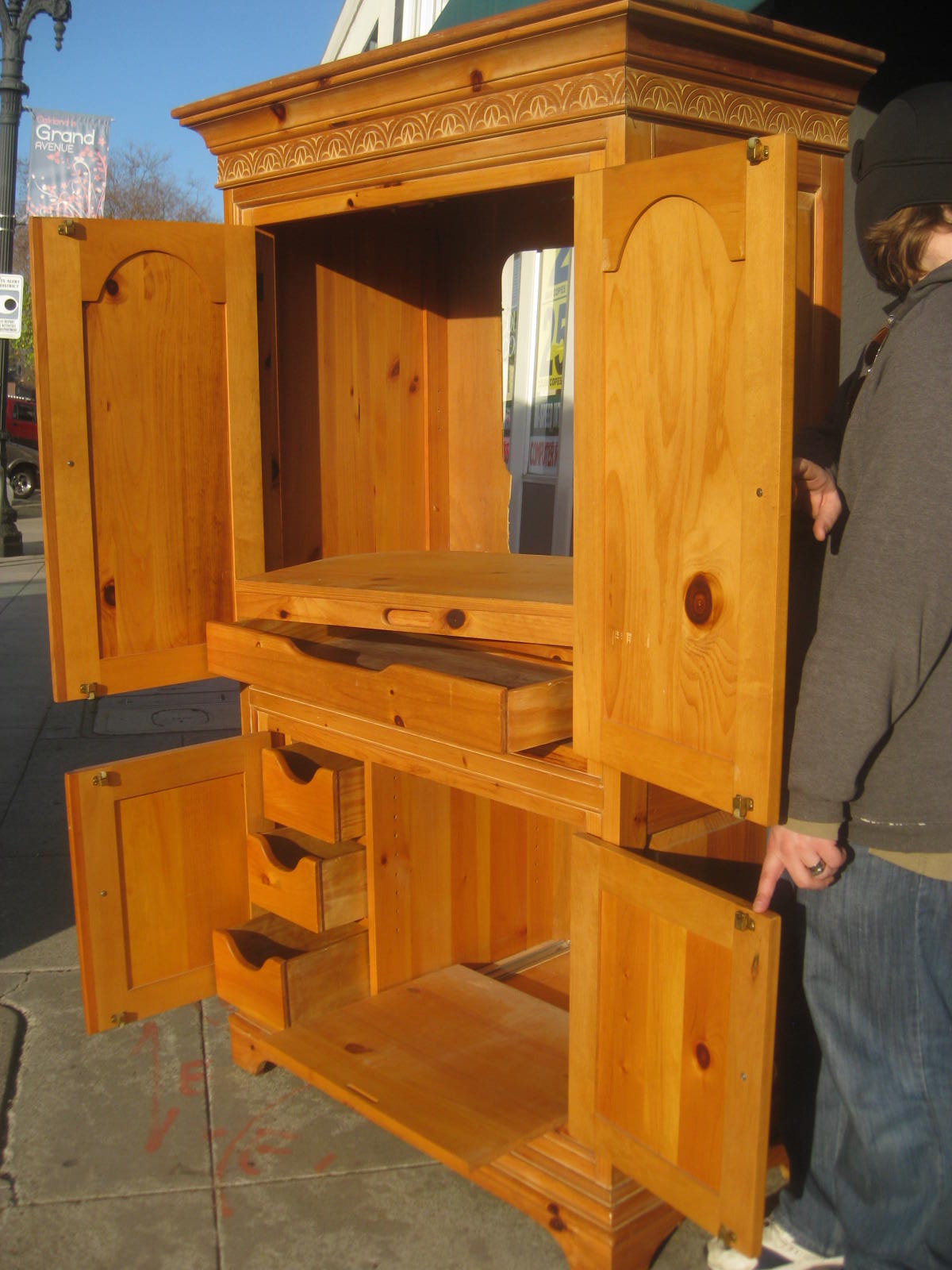 UHURU FURNITURE & COLLECTIBLES: SOLD - Mexican Pine Entertainment ...