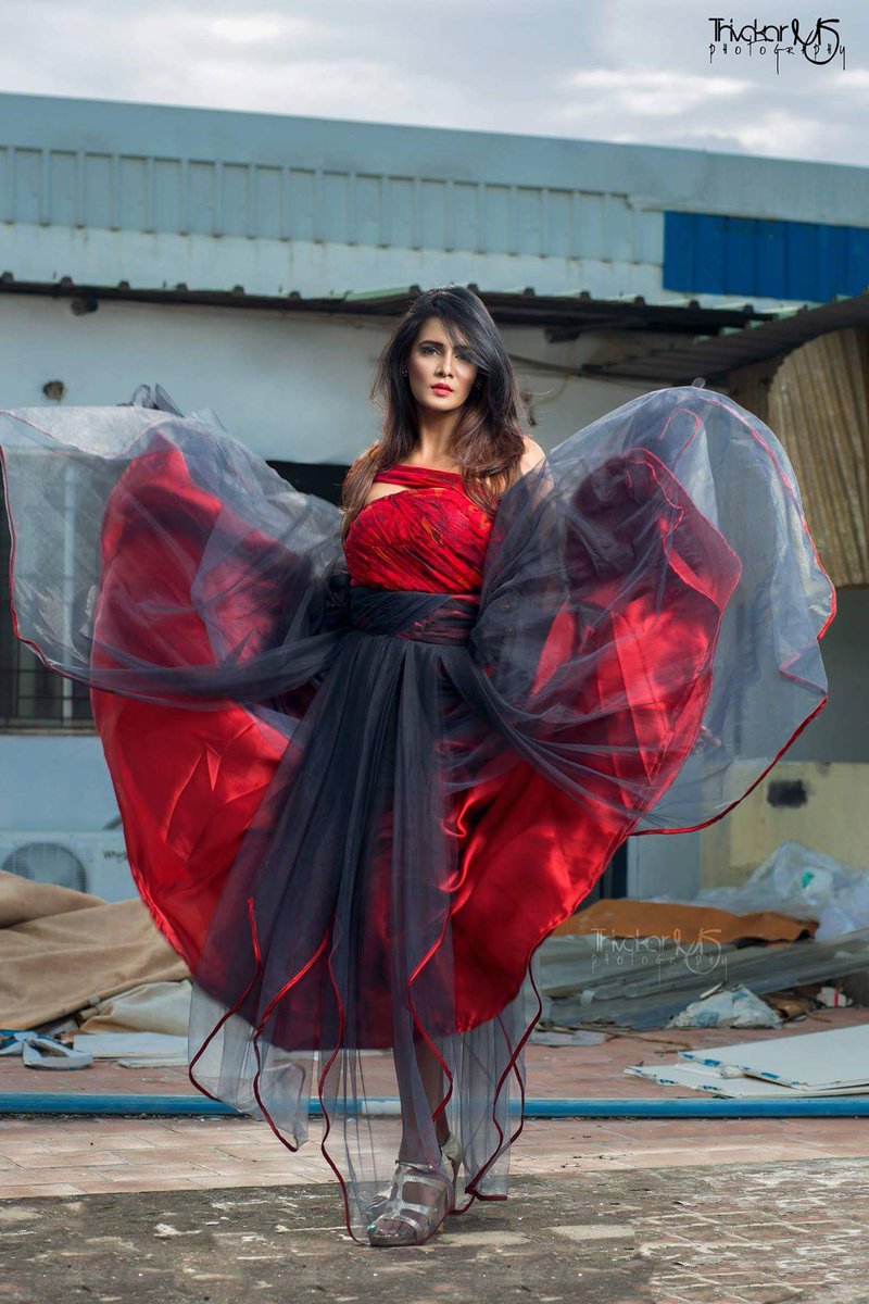 Actress Meera Mitun Hot Photoshoot 2017 7 meera mitun hot stills%2B%25288%2529