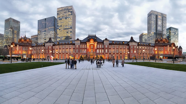 Stasiun Tokyo, Desain Arsitektur Barat Kuno di Jepang Kalau di Jakata terdapat stasiun kereta dengan desain arsitektur ala Eropa sisa peninggal Stasiun Tokyo, Desain Arsitektur Barat Kuno di Jepang
