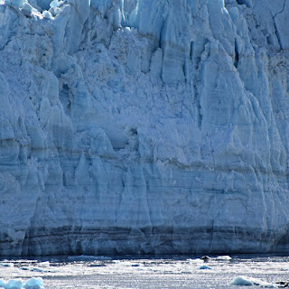 Hubbard ice wall (Public Domain photo)