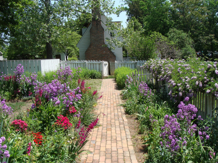 Gone Gardening: Colonial Williamsburg Gardens