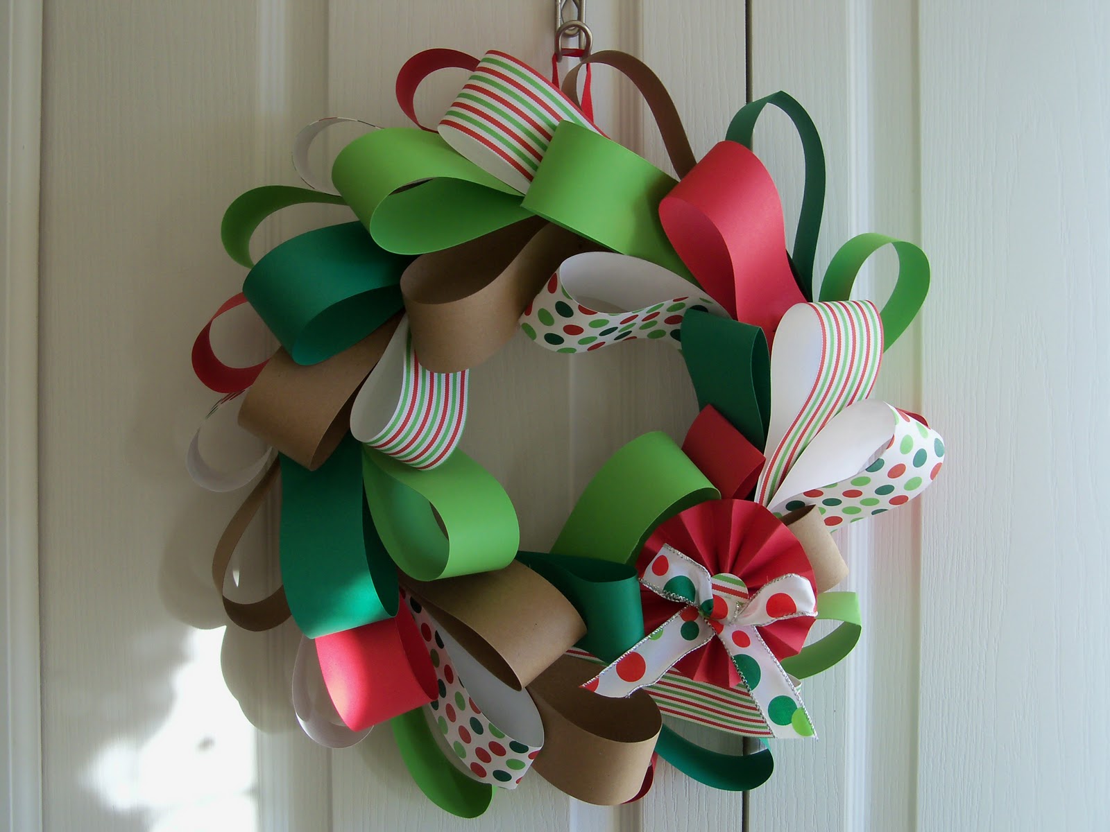 Clare's Contemplations Pretty Paper Christmas Wreath