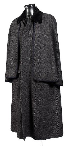Making My 3rd Doctor Costume: Pertwee-worn Inverness Cape sells for £ ...