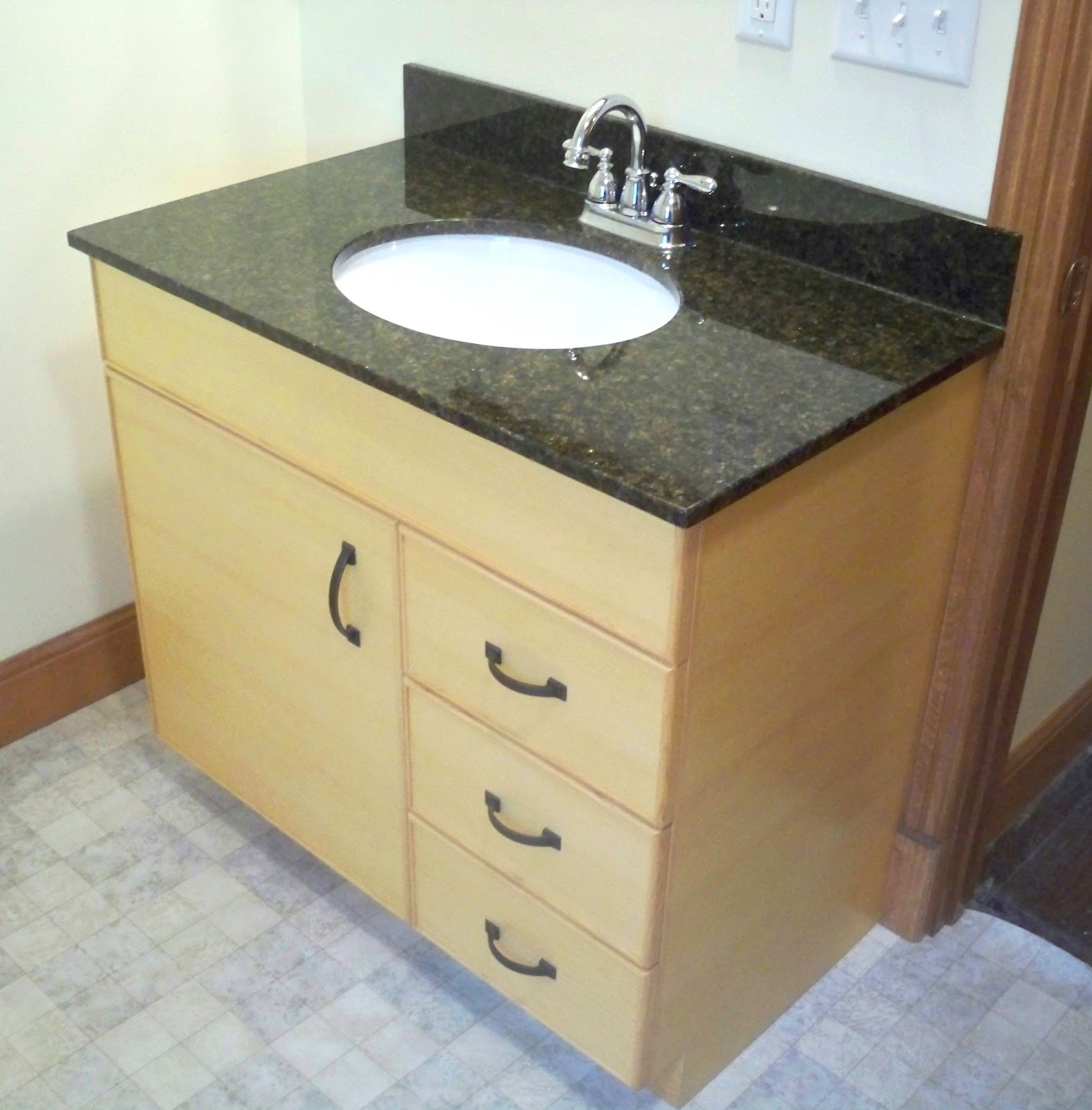 littlewing woodwork White Ash Vanity