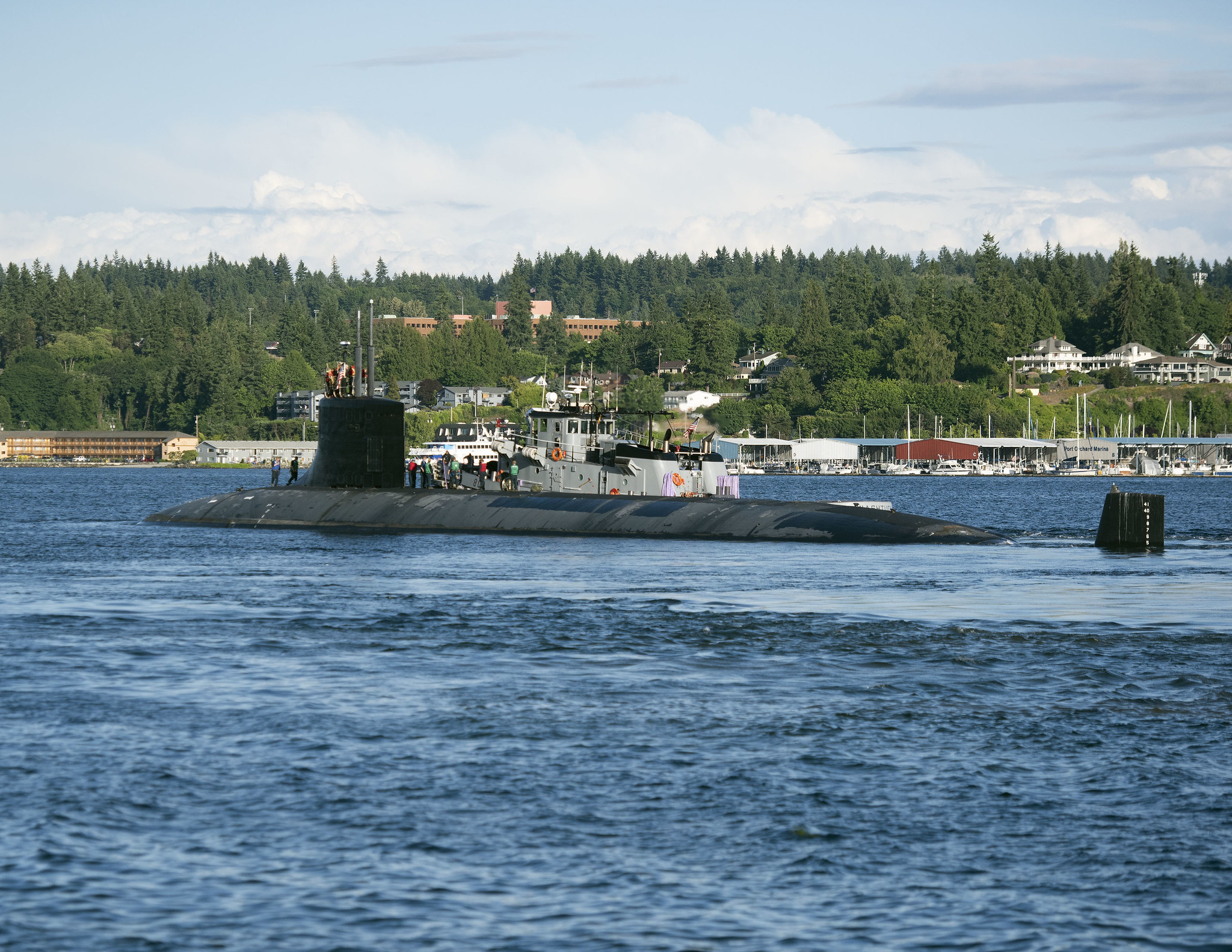 USS Seawolf (SSN 21) departs Naval Base KitsapBremerton. Naval