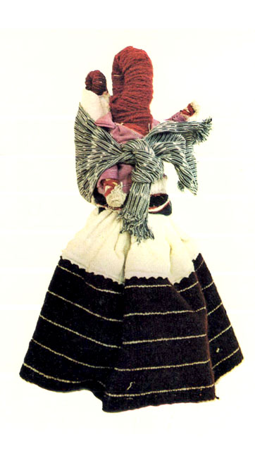 Miss Lupita: La elaboración del juguete: un lienzo perfecto para