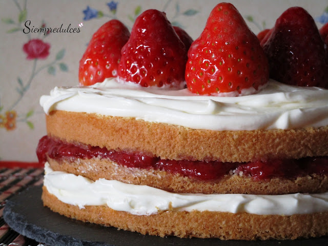 Tarta de fresones y mascarpone (Siempredulces)