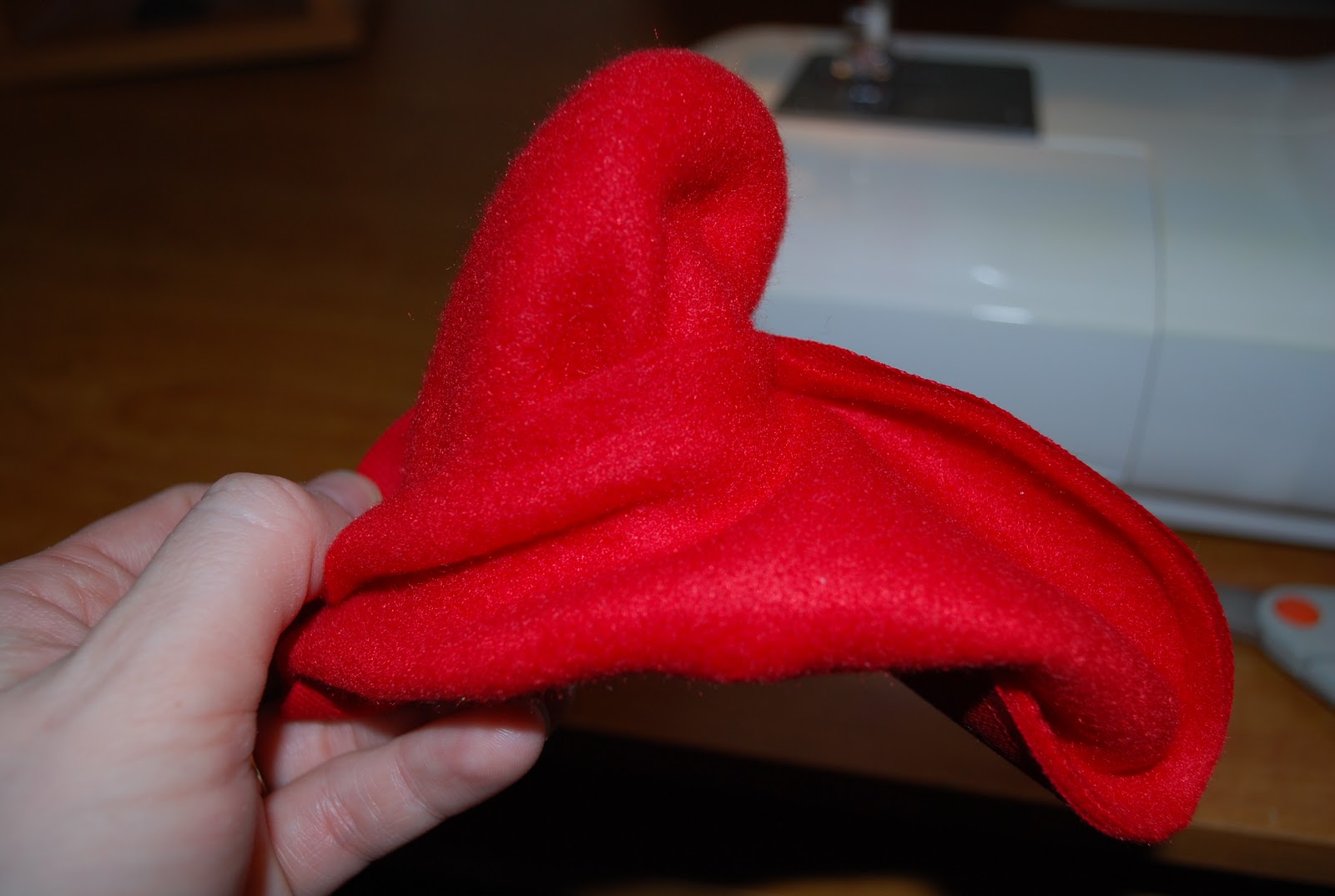 How to Sew Heart Shaped Hand Warmer Sisters, What!