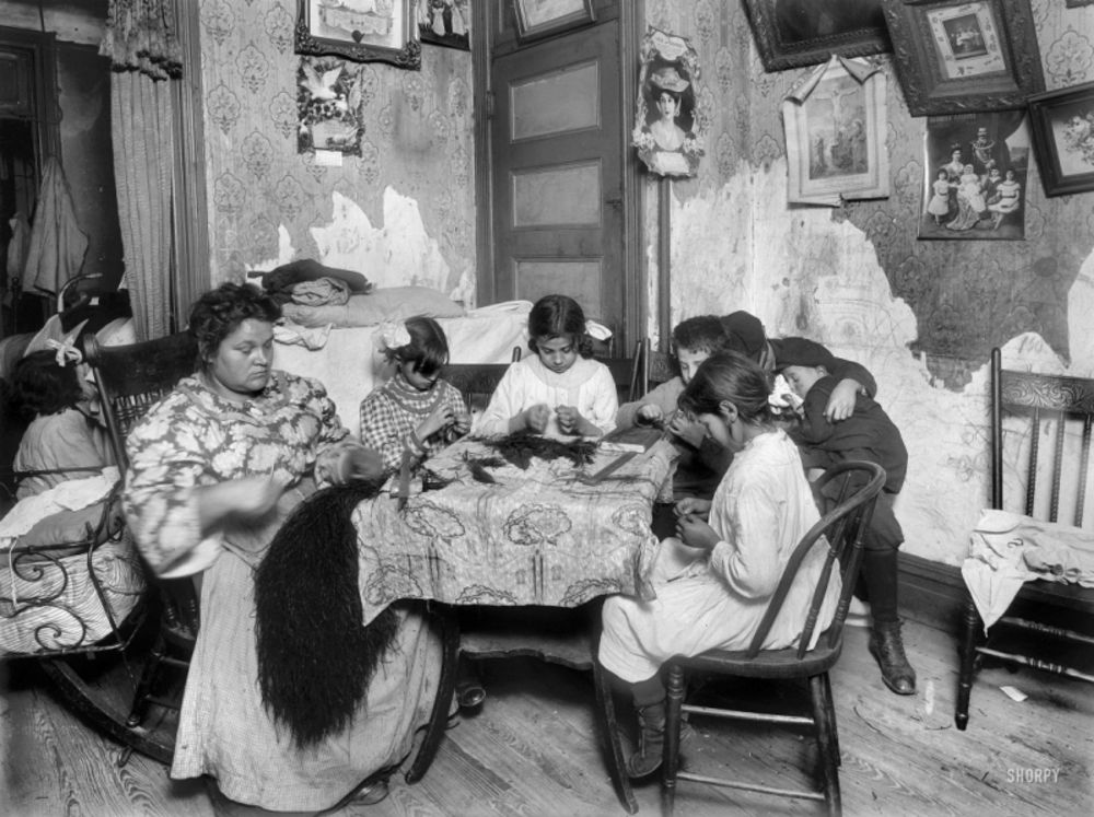20 Amazing Photographs That Show Italian Immigrants Living Conditions