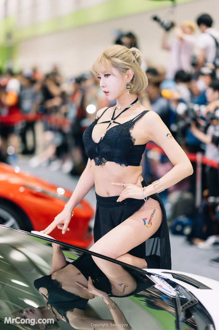 Heo Yoon Mi&#39;s beauty at the 2017 Seoul Auto Salon exhibition (175 photos) photo 2-12
