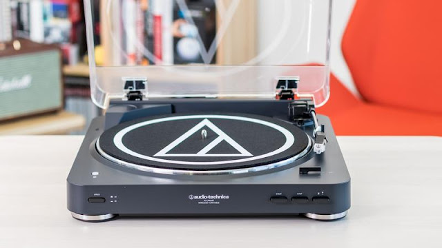 4. Audio-Technica AT-LP60BT