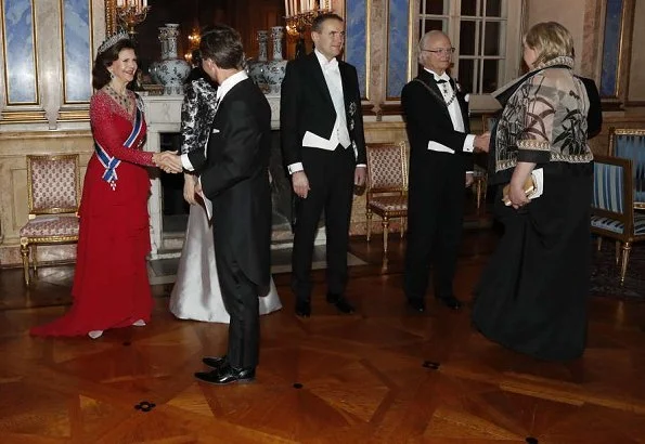 Princess Sofia wore a gown from AW07 collection of Ida Sjöstedt. Princess Sofia wearing an Ida Sjöstedt gown. Queen Silvia red lace dress, diamond tiara