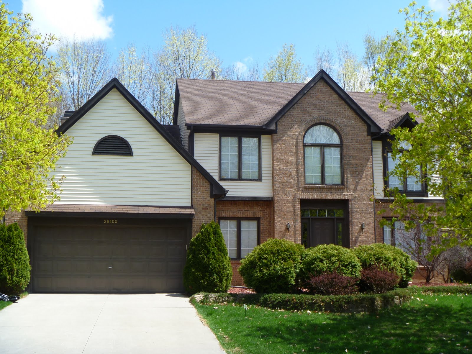 Homes for Sale in Farmington Hills MI Blog Subdivision Secluded Lane
