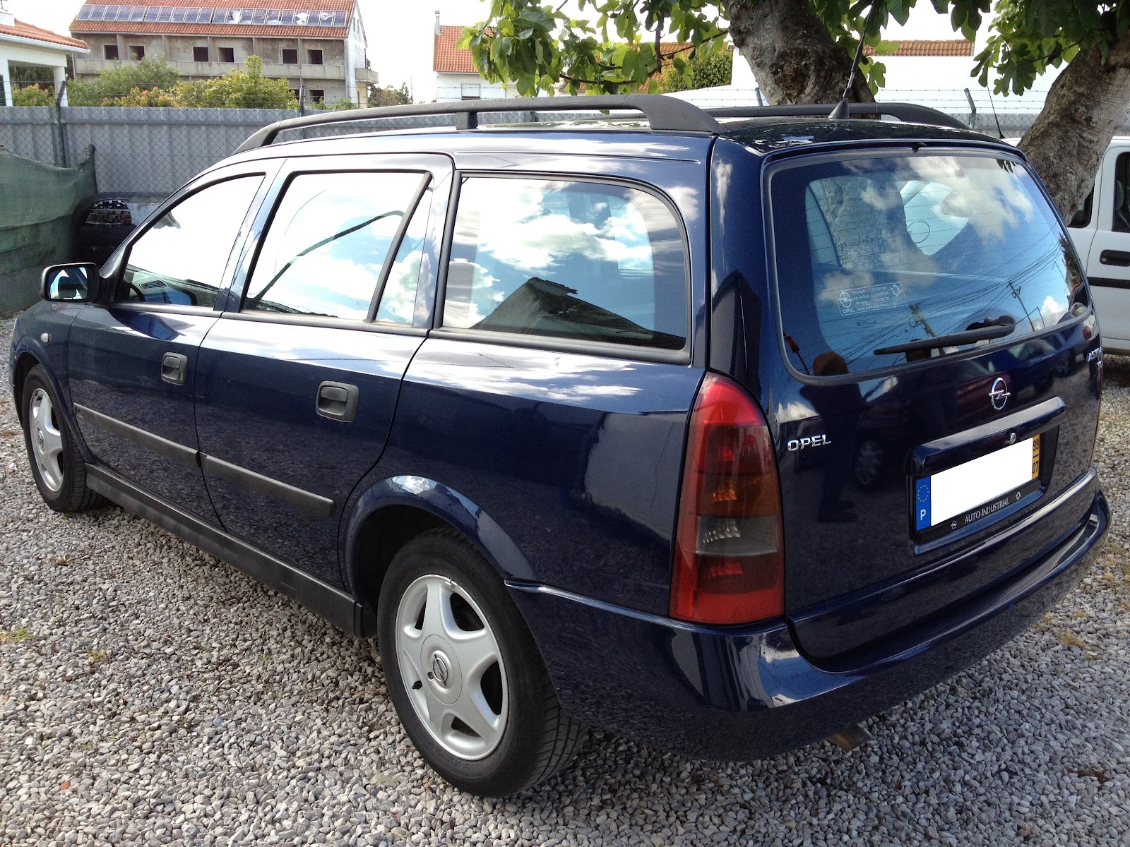 Somon tj opel caravan