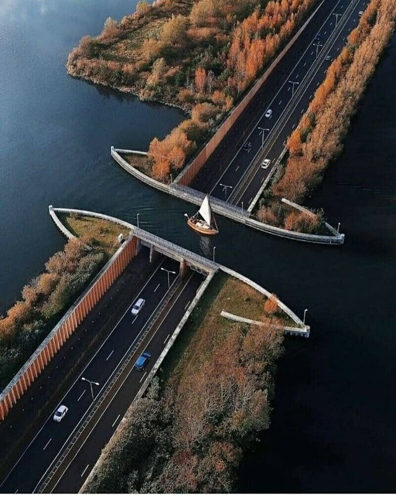 네덜란드의 신기한 터널 - 꾸르